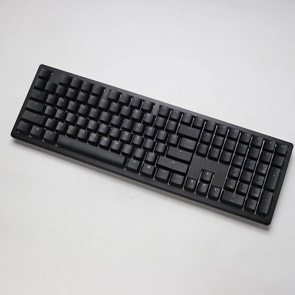 Teclado Mecânico Ducky Zero 6108 100% Classic Black RGB Wireless MX2A-Silver (PT)